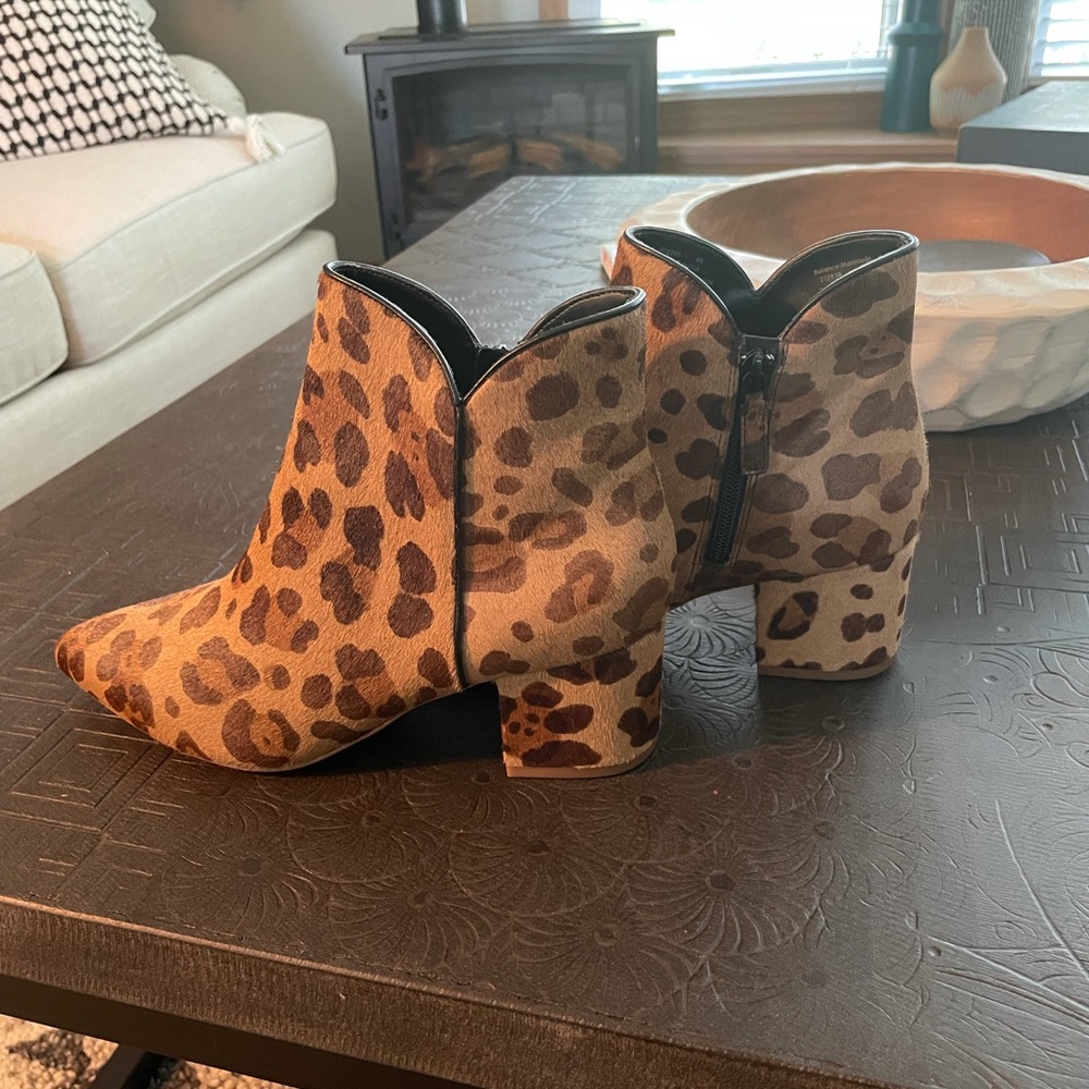 Leopard Print ankle bootie - Picture 4 of 5
